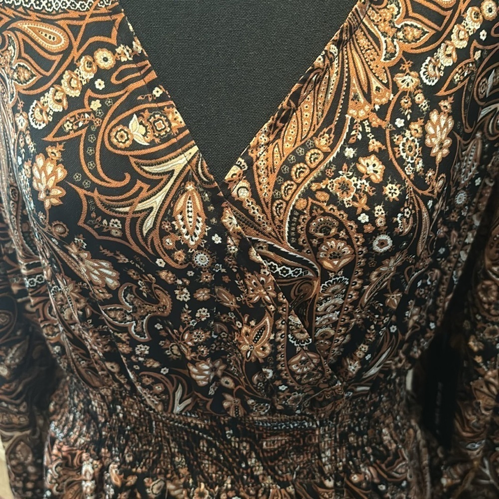 Black Tape Floral Faux Wrap Long Sleeve Midi Dress - Picture 5 of 9